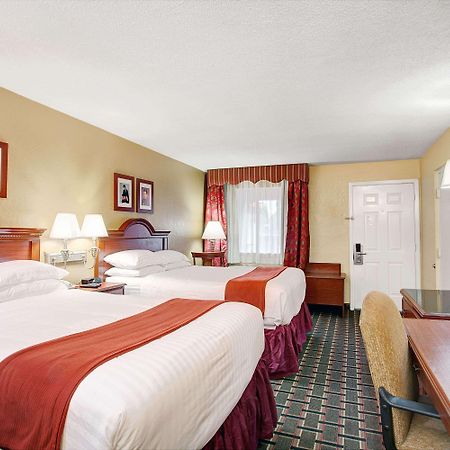 Days Inn By Wyndham Memphis At Graceland Exteriér fotografie