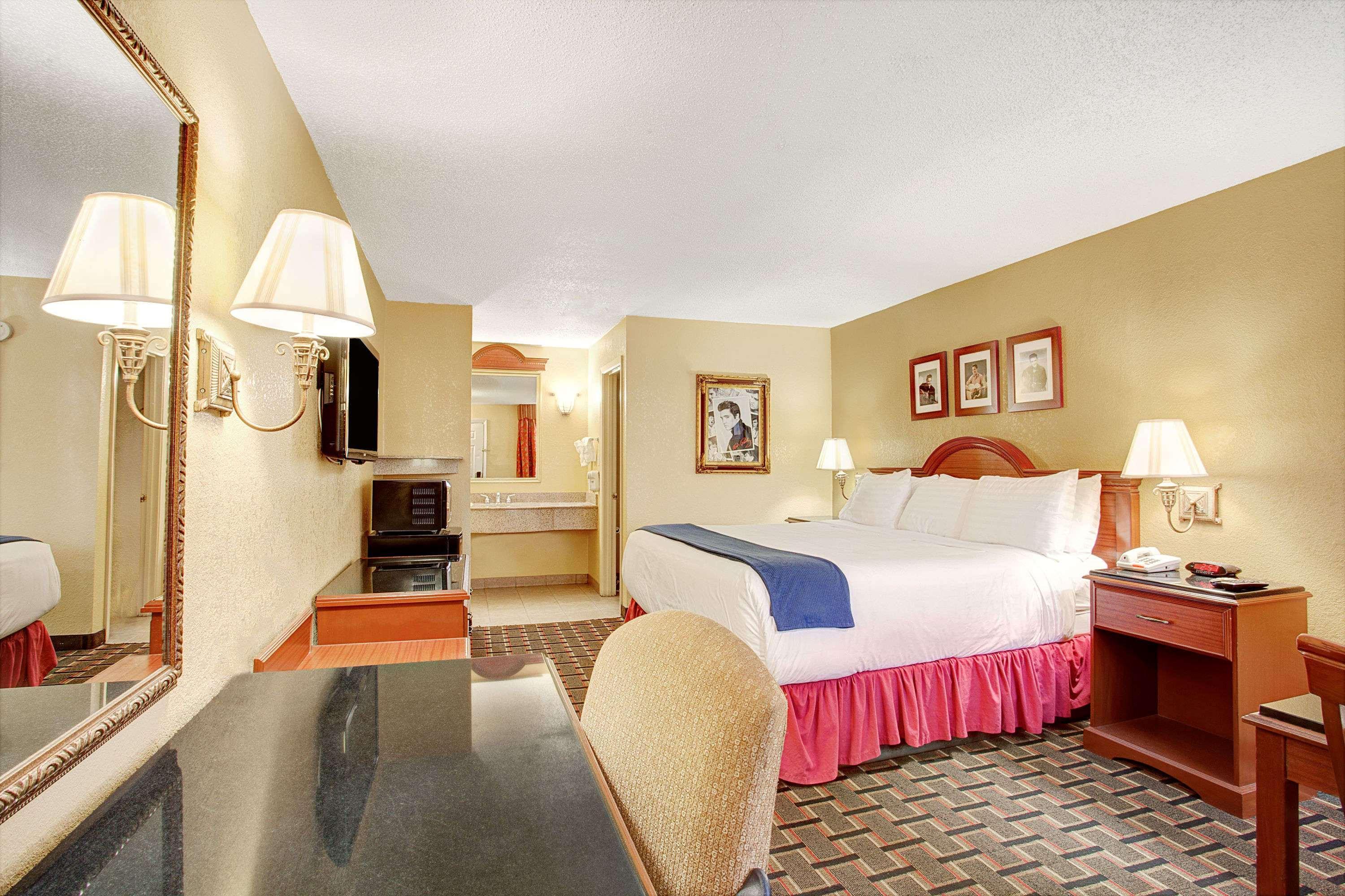 Days Inn By Wyndham Memphis At Graceland Exteriér fotografie