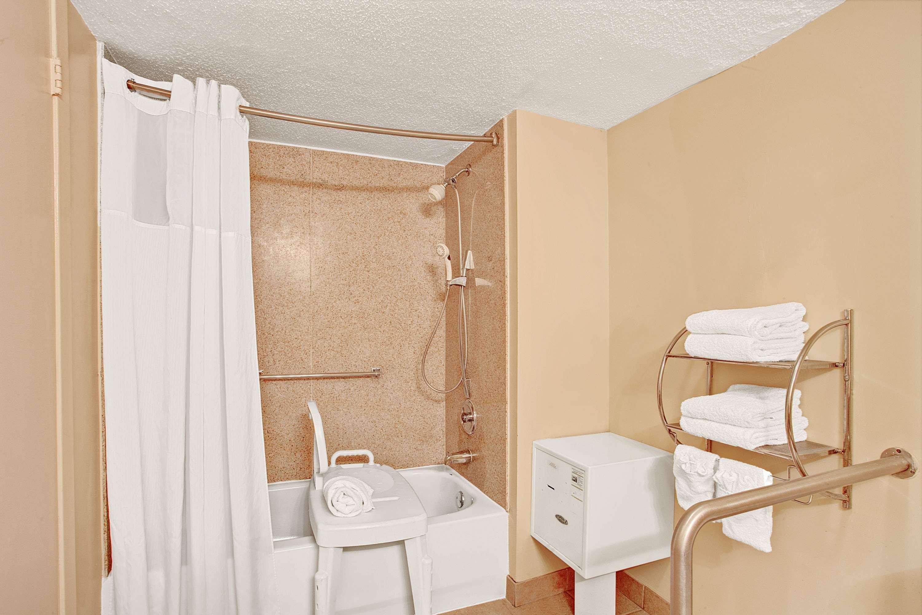 Days Inn By Wyndham Memphis At Graceland Exteriér fotografie
